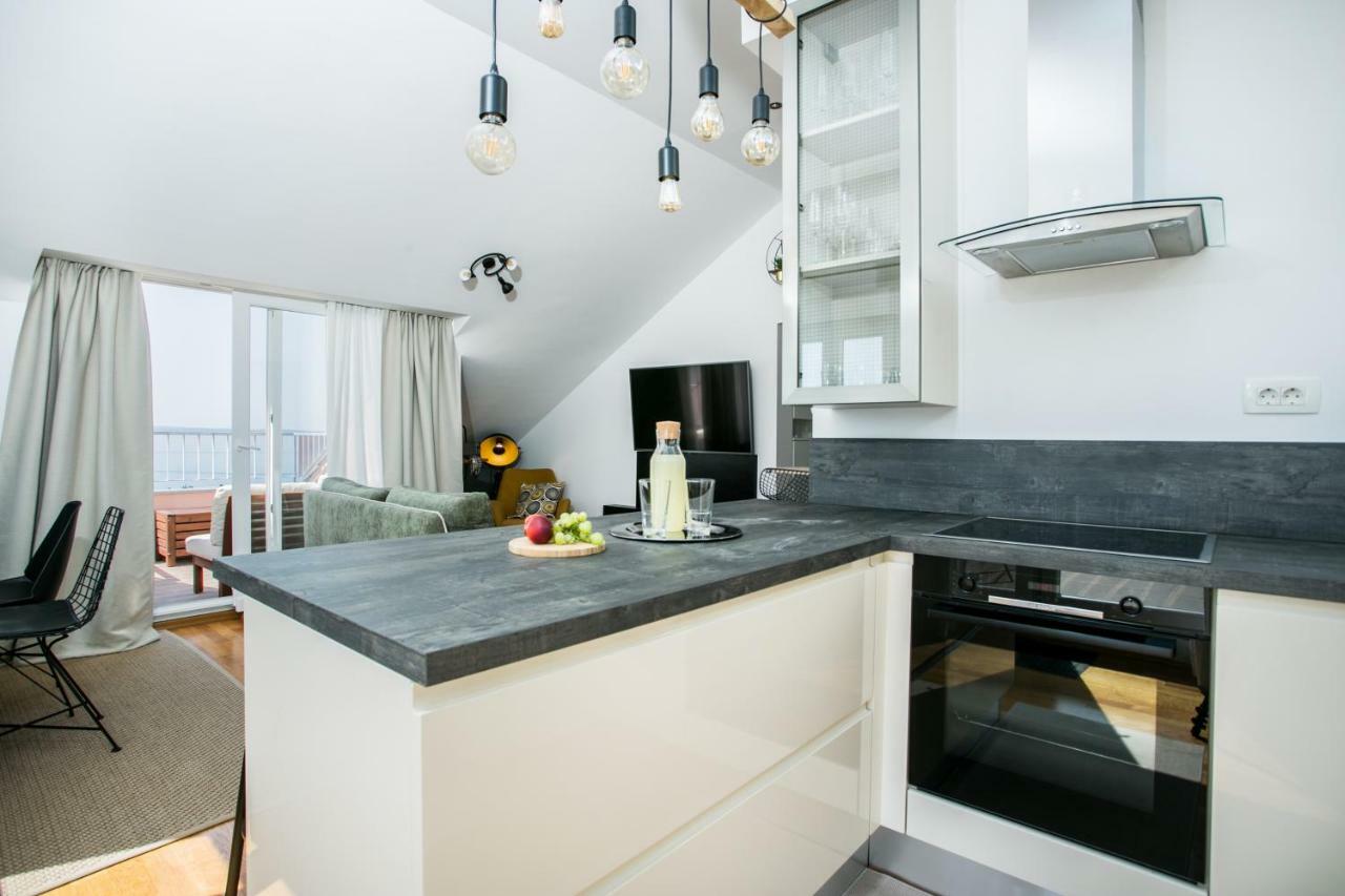 Luxury Penthouse Queen Apartment Split Exterior foto